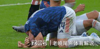 Kaiyun Sports关于今晨体能课后，埃因霍温更衣室发声备战西甲，压力陡增，临场指挥获称赞的信息